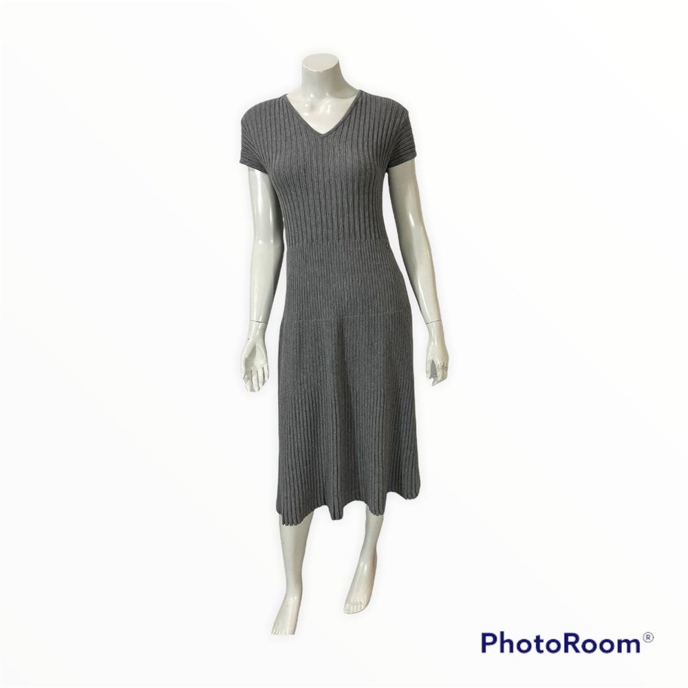 CHANEL NWT $2100 15B GRAY WOOL RIBBED MIDI DRESS